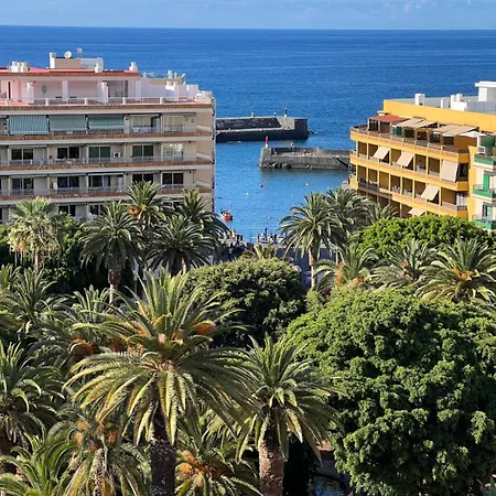En Plaza Del Charco Puerto de la Cruz (Tenerife)