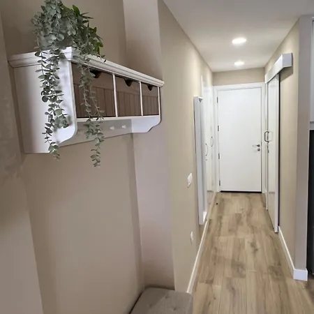 En Plaza Del Charco *