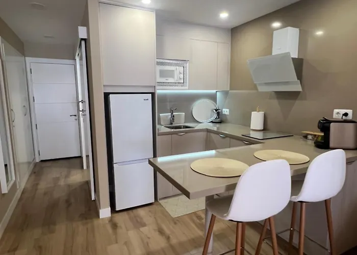 En Plaza Del Charco *