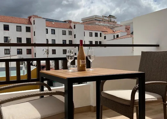 En Plaza Del Charco Puerto de la Cruz (Tenerife)